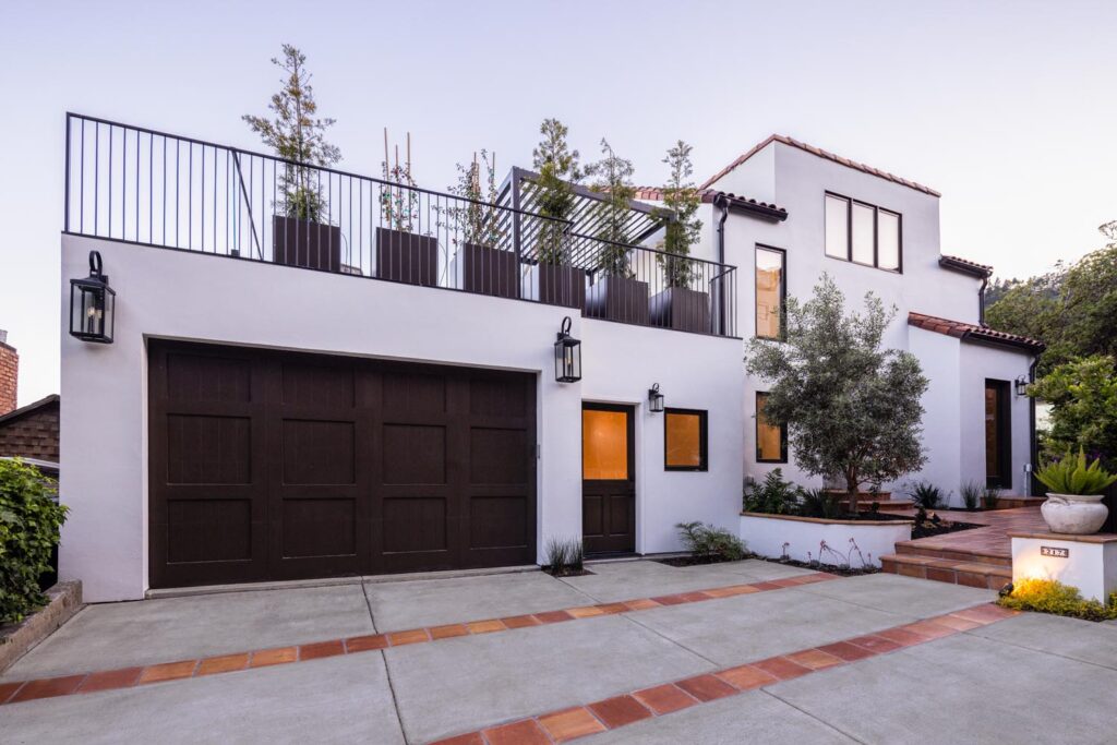 DNM Architecture Mediterranean By The Bay Front Dusk